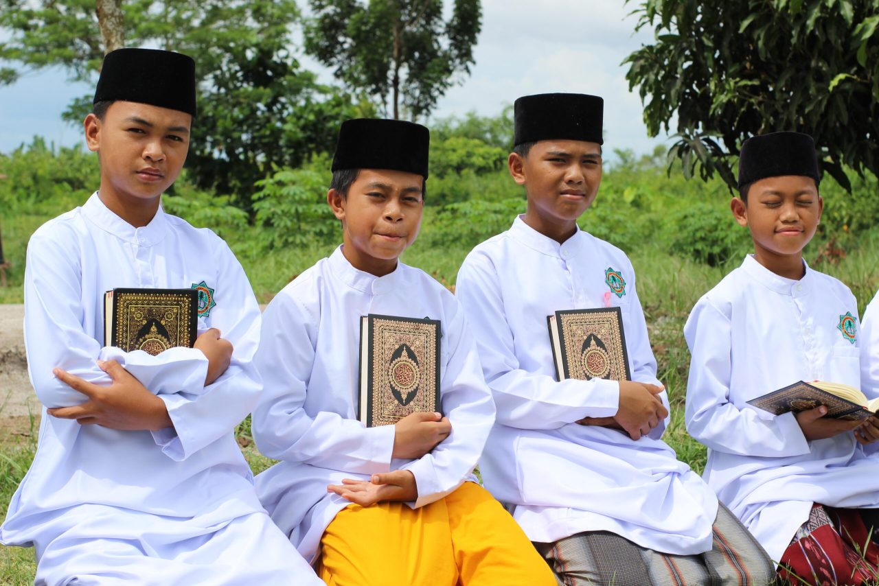 Infaq Al-Qur'an untuk Santri Penghafal Al-Qur'an