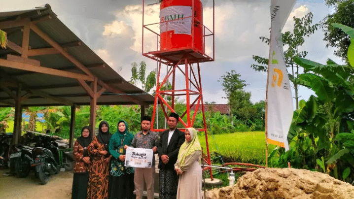 Laznas BMH Berkomitmen pada Pembangunan Berkelanjutan dengan Merealisasikan 3 Sumur Bor di Jawa Timur